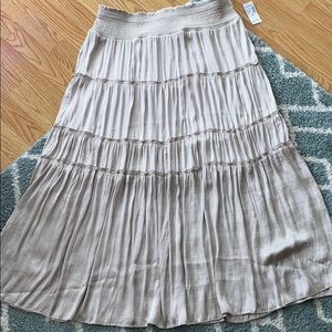NWT Silky maxi skirt